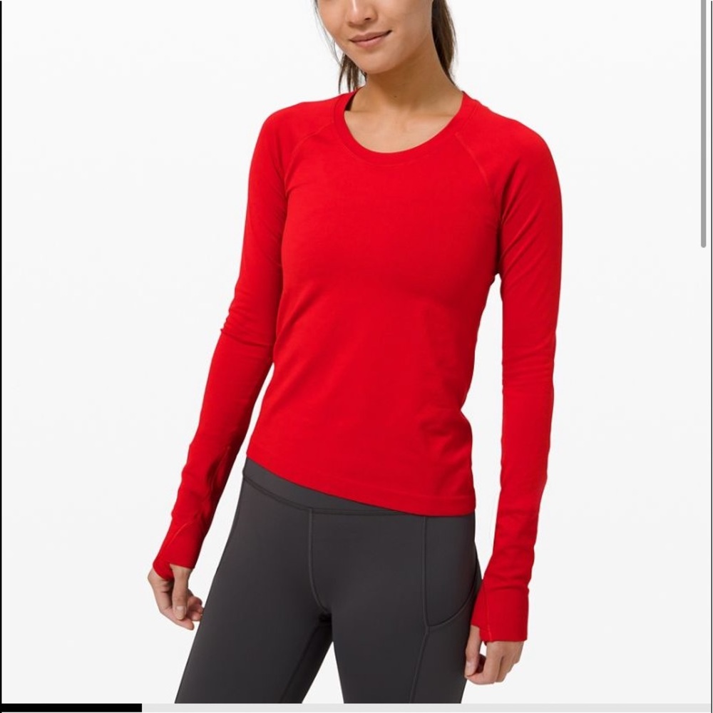 Swiftly Tech long sleeve size 4 - Red